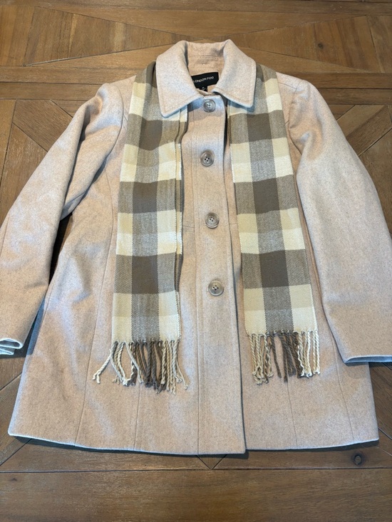 London Fog Jackets & Blazers - London Fog Peacoat Women’s Size XL, Beige, With Scarf.